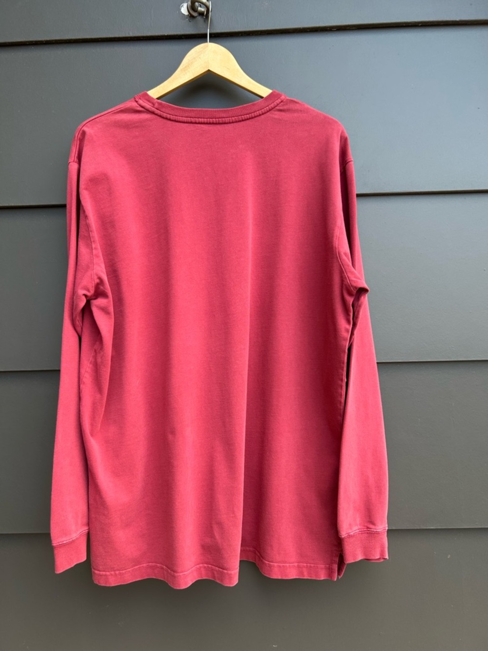 Woolrich Men’s Classic Crewneck long sleeve Tee in lfaded Burgundy - L - Picture 3 of 10